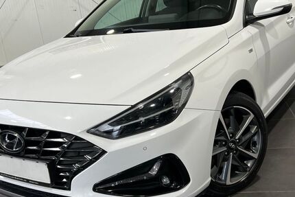 Hyundai i30 143.000 km 13.495 &euro; Bretten 75015