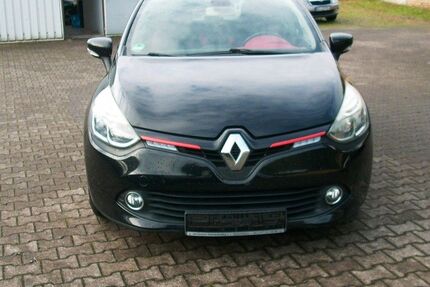 Renault Clio 182.200 km 5.299 € Wiesbaden 65187