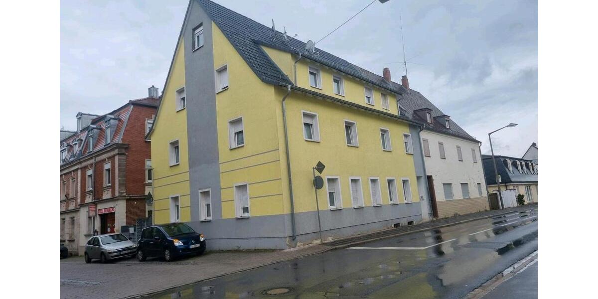 Etagenwohnung Zirndorf - 6 Zimmer, 145 m&sup2;, 270.000&euro; | Angebot:27077343