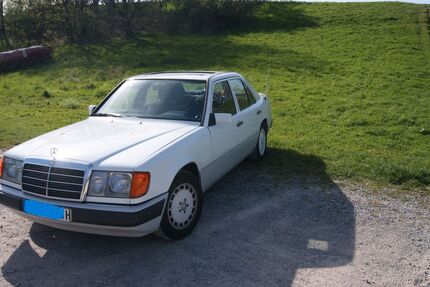 Mercedes-Benz 230 135.000 km 12.500 &euro; Gernsbach 76593