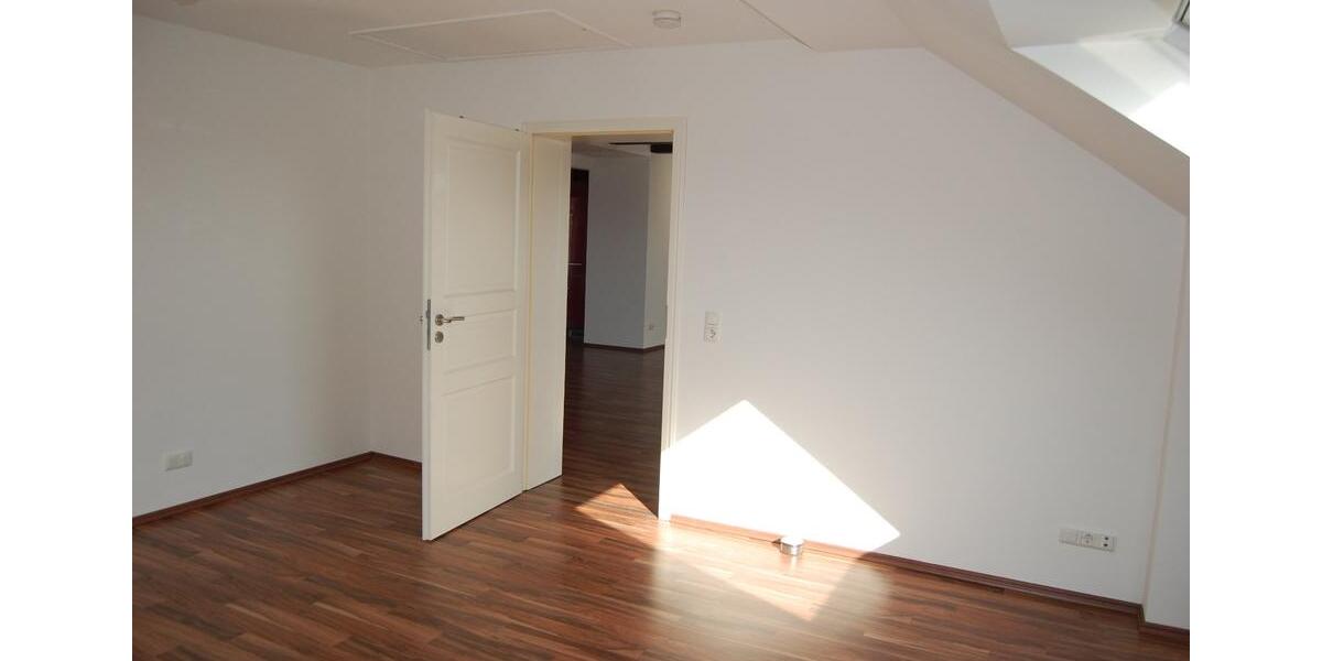 Dachgeschoßwohnung Eckernförde - 3 Zimmer, 120 m&sup2;, 580.000&euro; | Angebot:26270695