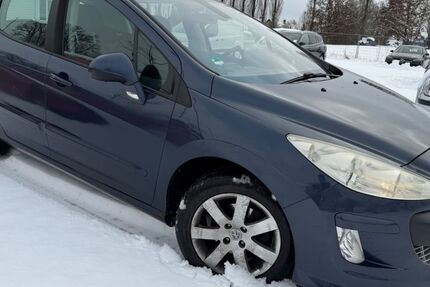 Peugeot 308 226.536 km 1.777 &euro; Puchheim 82178