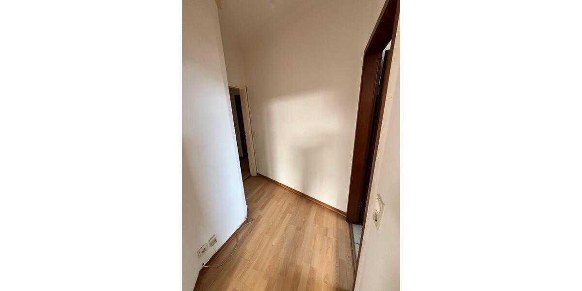 Etagenwohnung Wuppertal Dornap - 4 Zimmer, 100 m&sup2;, 700&euro; | Angebot:24853257