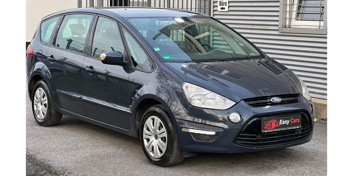 Ford S-Max 176.000 km 6.900 &euro; Essen 45329