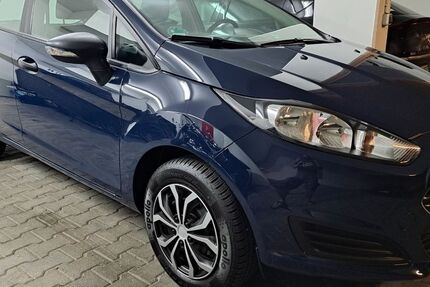 Ford Fiesta 54.229 km 5.000 &euro; München 81927