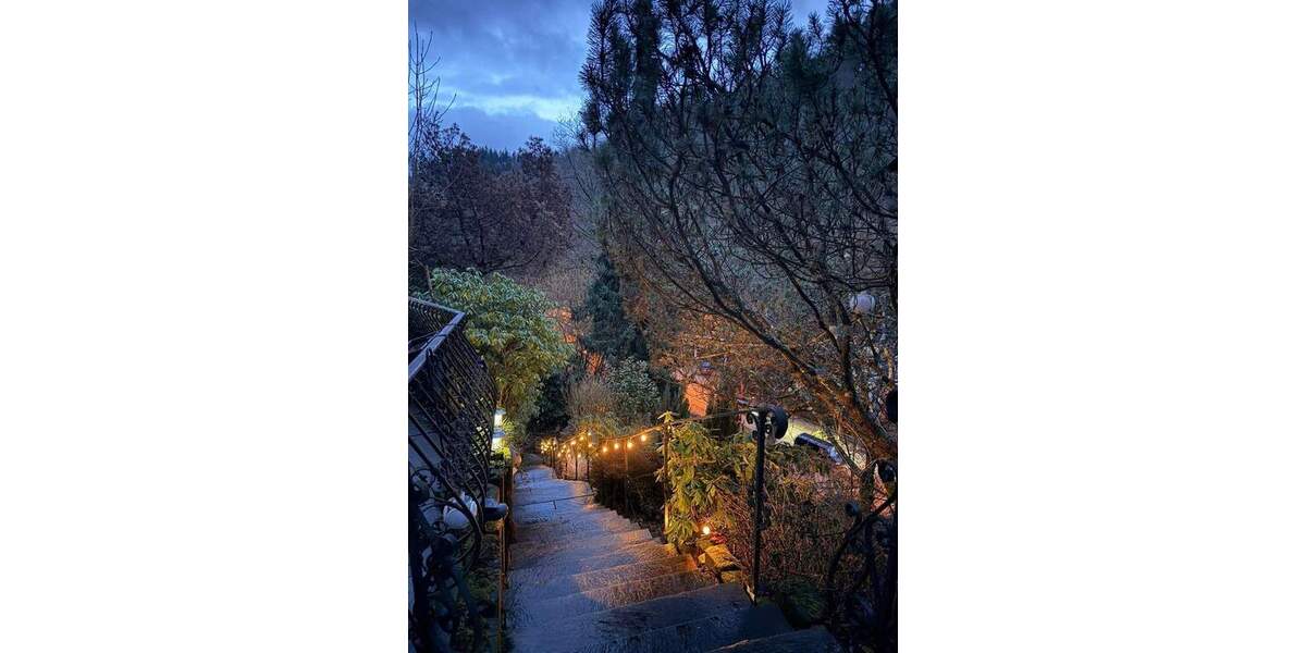 Einfamilienhaus Freiburg Herdern - 6 Zimmer, 300 m&sup2;, 2.300.000&euro; | Angebot:25608090