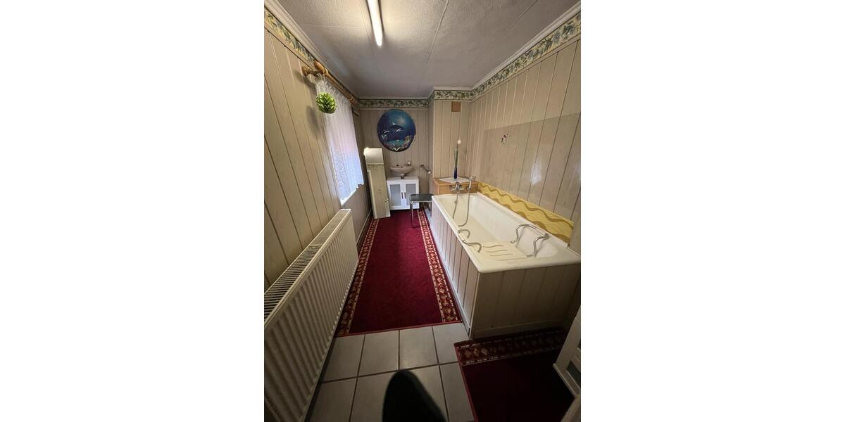 Einfamilienhaus Eisfeld - 4 Zimmer, 100 m&sup2;, 850&euro; | Angebot:26004679