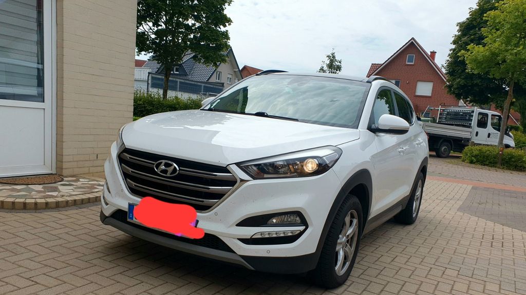 Hyundai TUCSON 130.500 km 13.500 &euro; Gehrde 49596