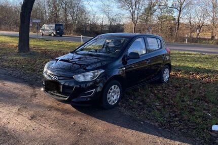 Hyundai i20 102.830 km 4.999 &euro; Emmering 82275