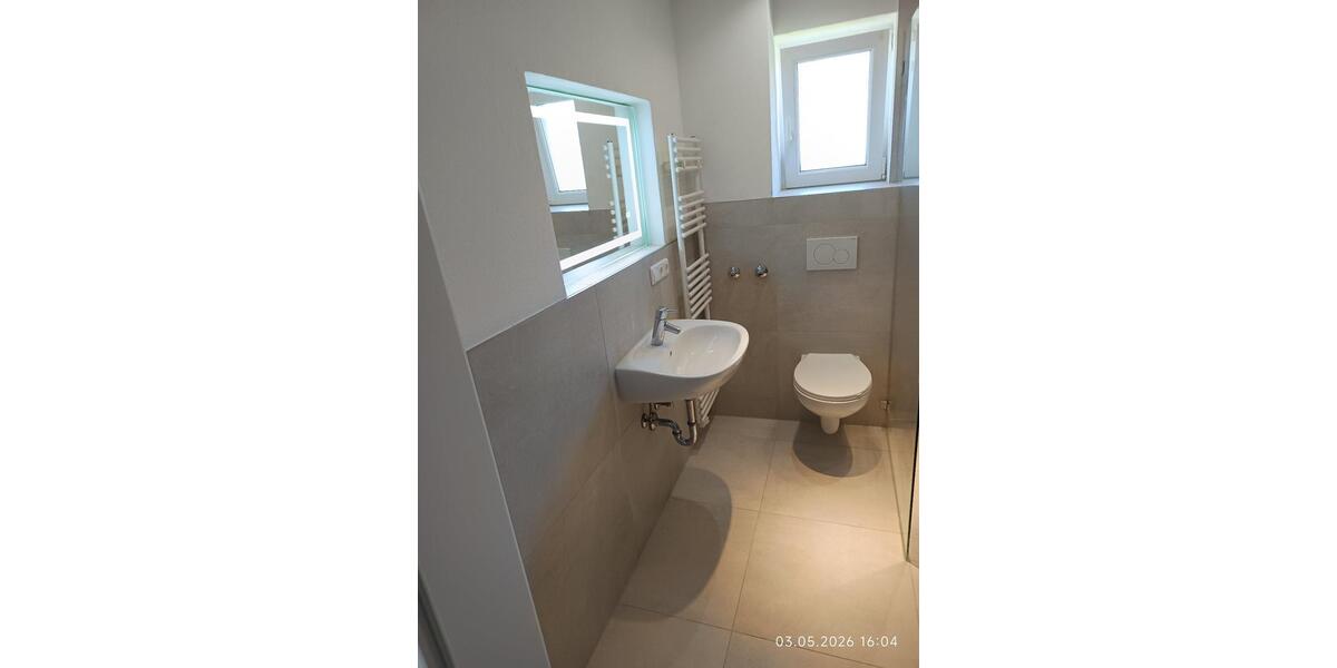 Einfamilienhaus Landau an der Isar - 6 Zimmer, 150 m&sup2;, 1.480&euro; | Angebot:26432104