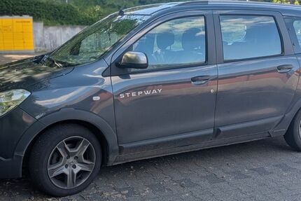 Dacia Lodgy 93.000 km 13.900 &euro; Radevormwald 42477