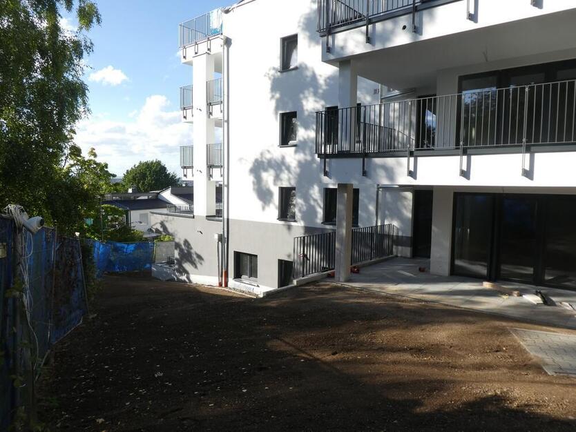 Moderne Wohnung mit Weitblick im Energiesparhaus in ruhiger Lage im Grünen