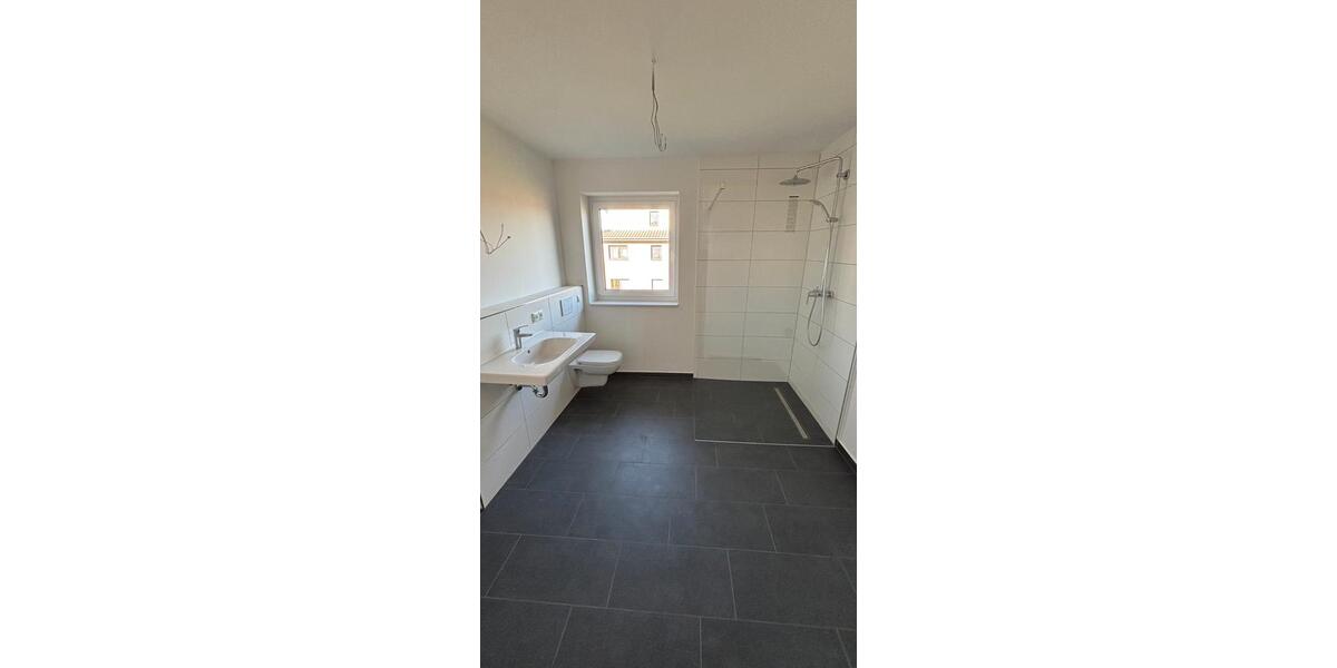 Etagenwohnung Haste - 3 Zimmer, 98 m&sup2;, 1.425&euro; | Angebot:26396230