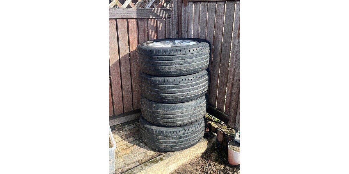 VW Tiguan 159.000 km 7.280 &euro; Wunsiedel 95632