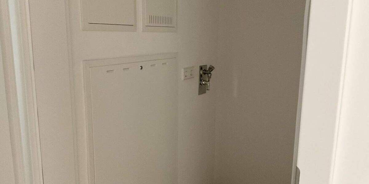 Etagenwohnung Hannover Döhren - 4 Zimmer, 125 m&sup2;, 1.750&euro; | Angebot:24696711