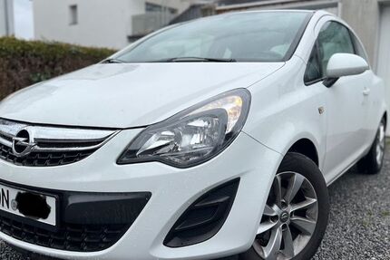 Opel Corsa 102.000 km 3.600 &euro; Aachen 52078