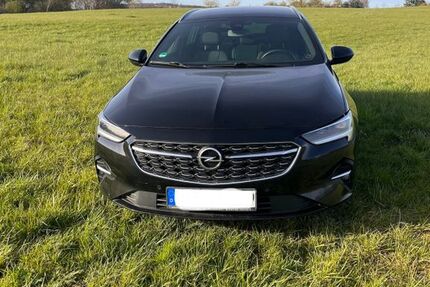 Opel Insignia 131.000 km 15.600 &euro; Katzenelnbogen 56368