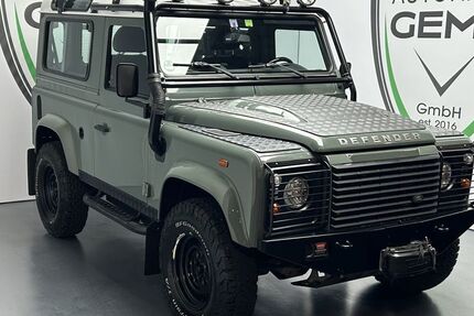 Land Rover Defender 65.320 km 59.900 &euro; Königswinter 53639