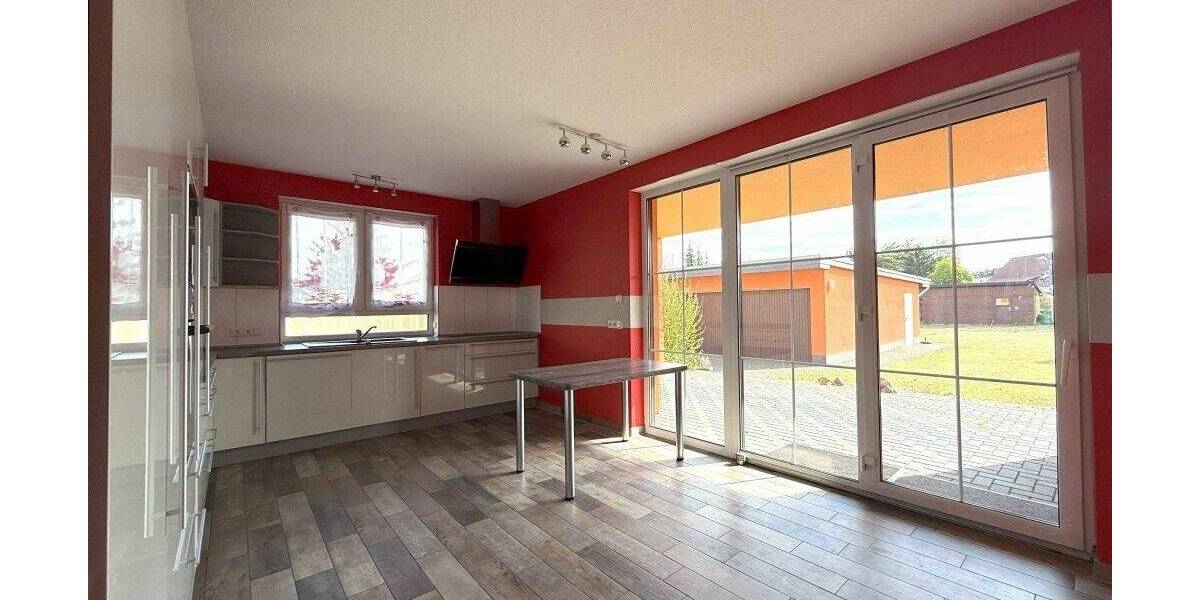 Einfamilienhaus Wiesenau - 3 Zimmer, 140 m&sup2;, 1.300&euro; | Angebot:25729405