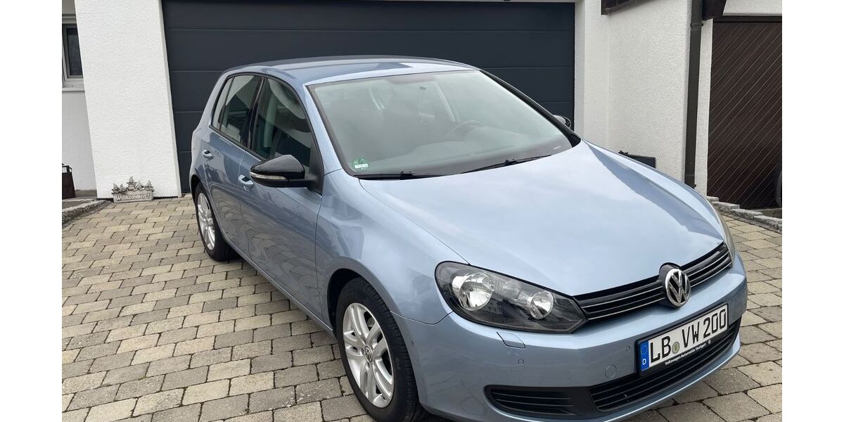 VW Golf 157.000 km 5.490 &euro; Korntal-Münchingen 70825