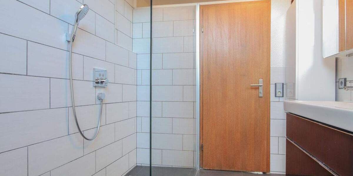 Etagenwohnung Lauchringen Unterlauchringen - 4 Zimmer, 97 m&sup2;, 310.000&euro; | Angebot:25741797