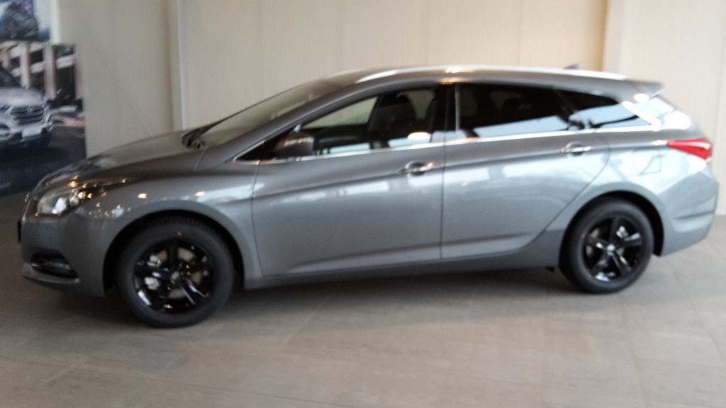 Hyundai i40 66.000 km 11.750 &euro; Lübeck 23560