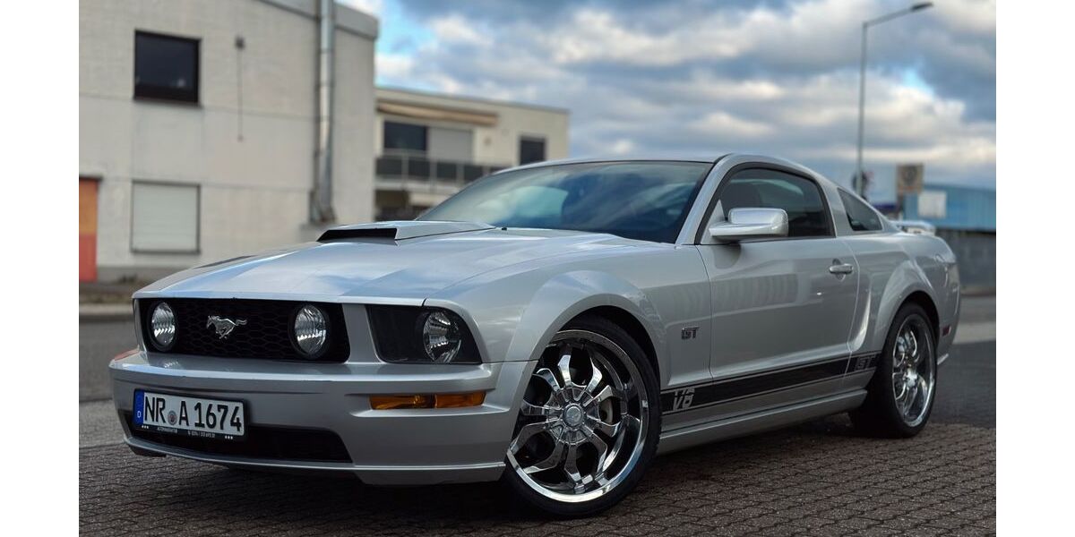 Ford Mustang 140.000 km 17.900 &euro; Neuwied 56564