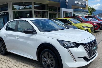 Peugeot 208 21.516 km 16.700 &euro; Penzberg 82377