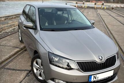 Skoda Fabia 84.000 km 9.499 &euro; Fürth 90766