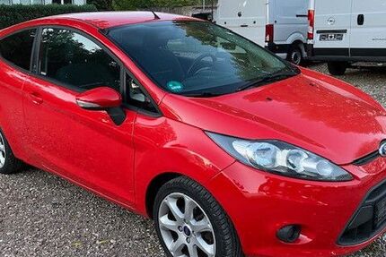 Ford Fiesta 190.000 km 2.899 &euro; Sangerhausen 06526