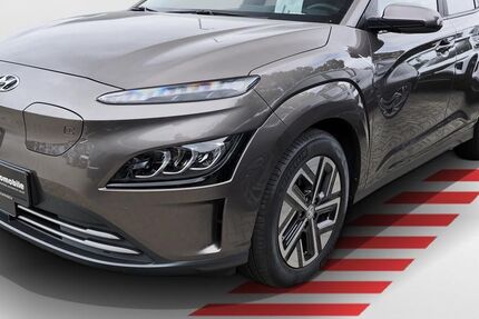 Hyundai KONA 42.737 km 28.850 &euro; Flensburg 24941