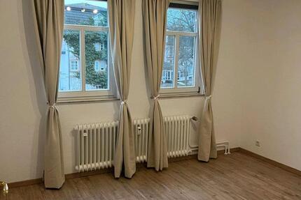 Attraktive frisch renovierte 2-Zimmer-Wohnung in Bad Salzschlirf 2 zimmer