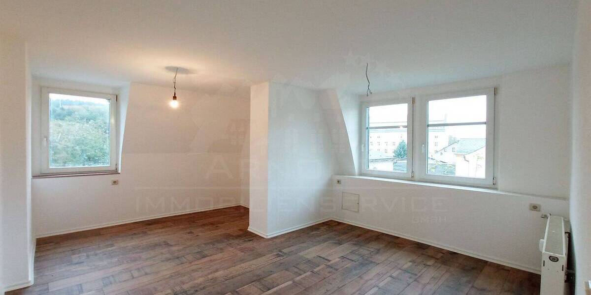 Etagenwohnung Flöha - 4 Zimmer, 100 m&sup2;, 600&euro; | Angebot:26017667