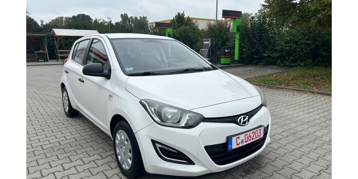 Hyundai i20 163.000 km 3.490 &euro; Chemnitz 09114