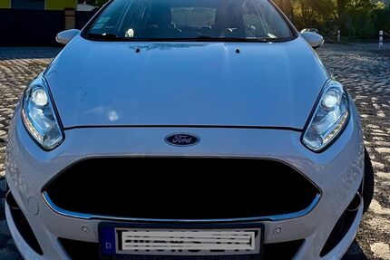 Ford Fiesta 59.900 km 7.900 &euro; Berlin 10629