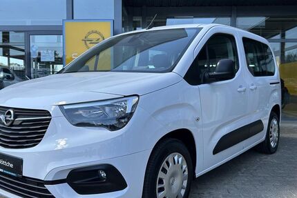 Opel Combo Life 3.064 km 24.750 &euro; Gräfenhainichen 06773