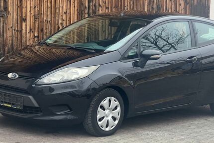 Ford Fiesta 124.100 km 4.950 &euro; München 80995