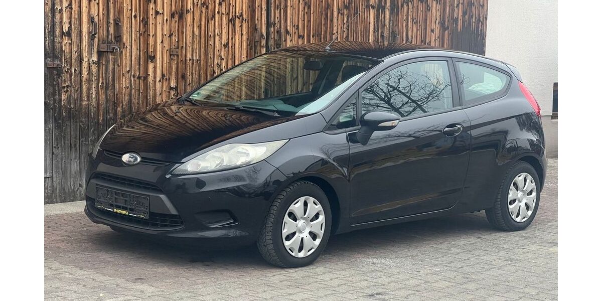 Ford Fiesta 124.100 km 4.950 &euro; München 80995