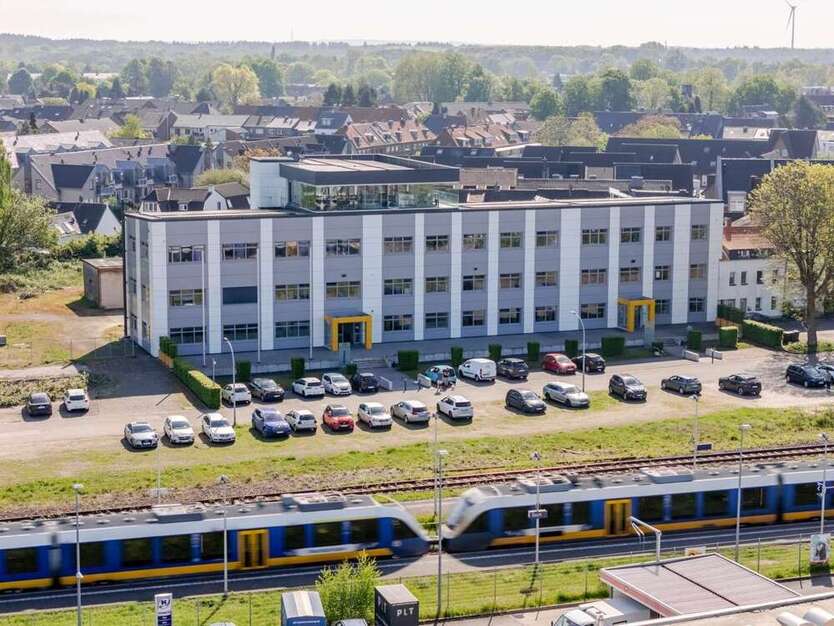 Büro in Goch 4.000 € 396 m²