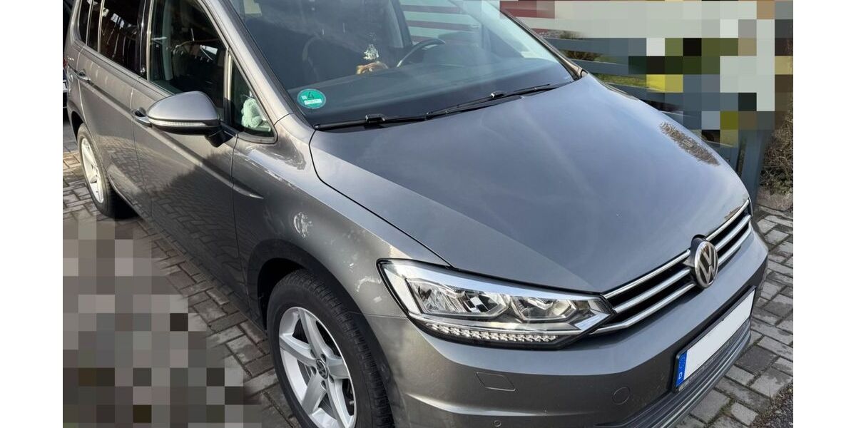 VW Touran 177.500 km 13.000 &euro; Torgau 04860