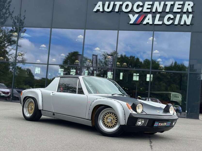 914