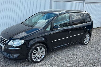 VW Touran 175.000 km 1.880 &euro; Dürrlauingen / Ortsteil Mindelaltheim 89350