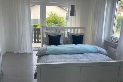 grosse 1-Zimmerwohnung mit TV, Internet, Küche, DuscheWc und Balkon