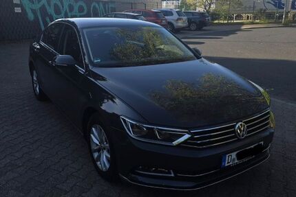 VW Passat 145.000 km 18.200 &euro; Düsseldorf 40225