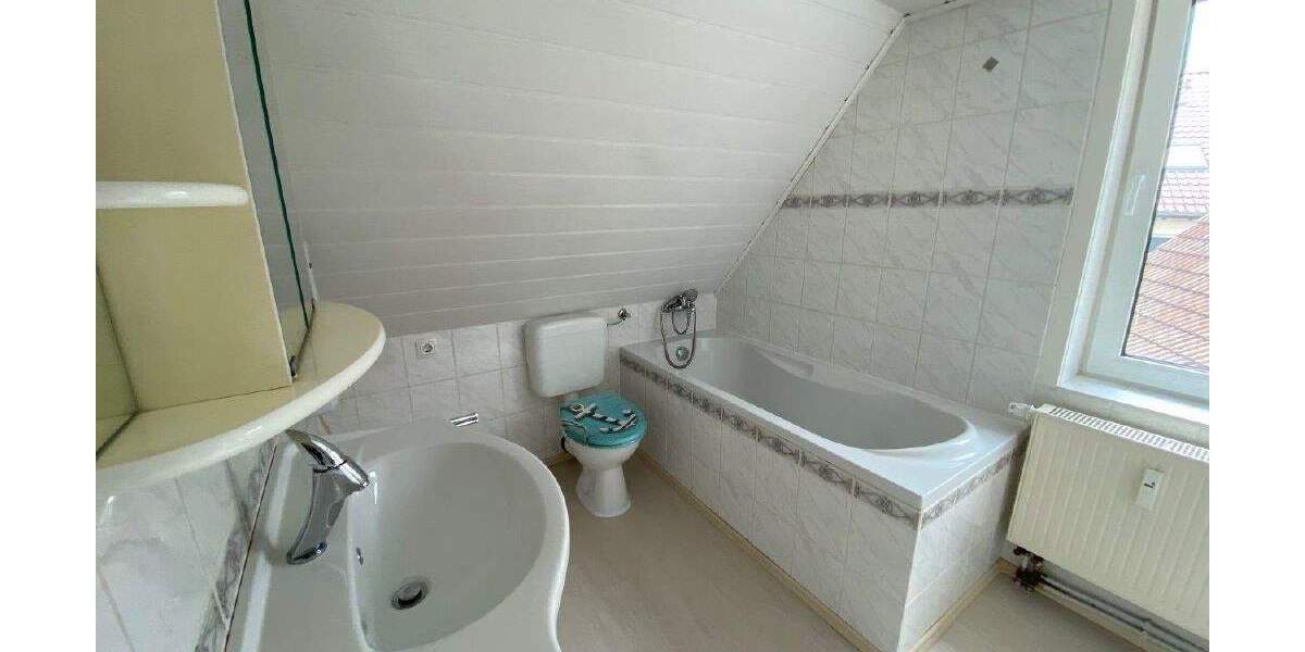 Doppelhaushälfte Göttingen Elliehausen - 7 Zimmer, 144 m&sup2;, 310.000&euro; | Angebot:25152783