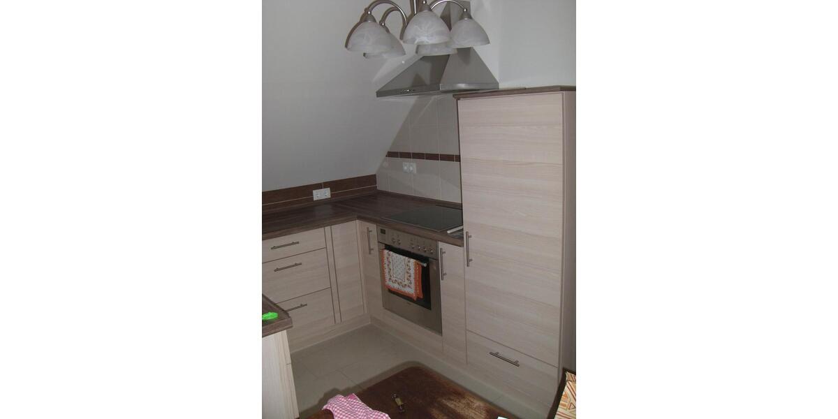 Dachgeschoßwohnung Eschenbach in der Oberpfalz - 2 Zimmer, 34 m&sup2;, 400&euro; | Angebot:26351858