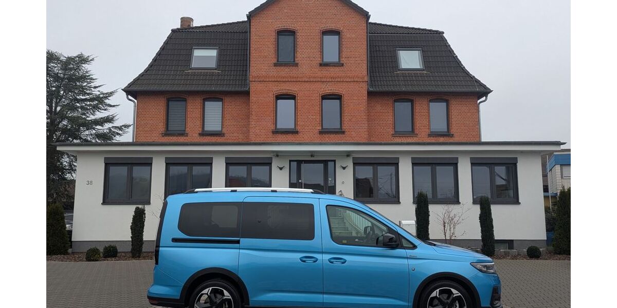 Ford Tourneo Connect 22.622 km 33.950 &euro; Rotenburg 36199