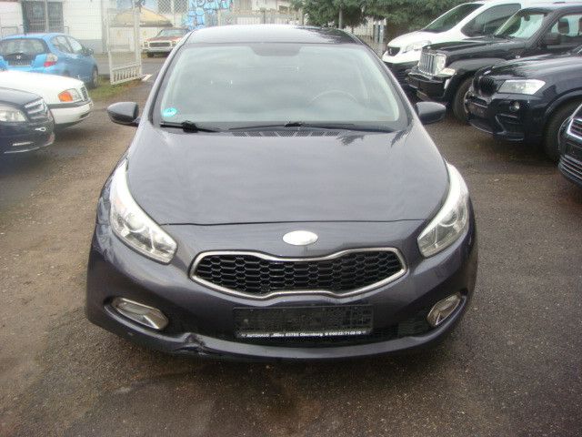 Kia ceed / Ceed 362.000 km 4.000 &euro; Erlensee 63526