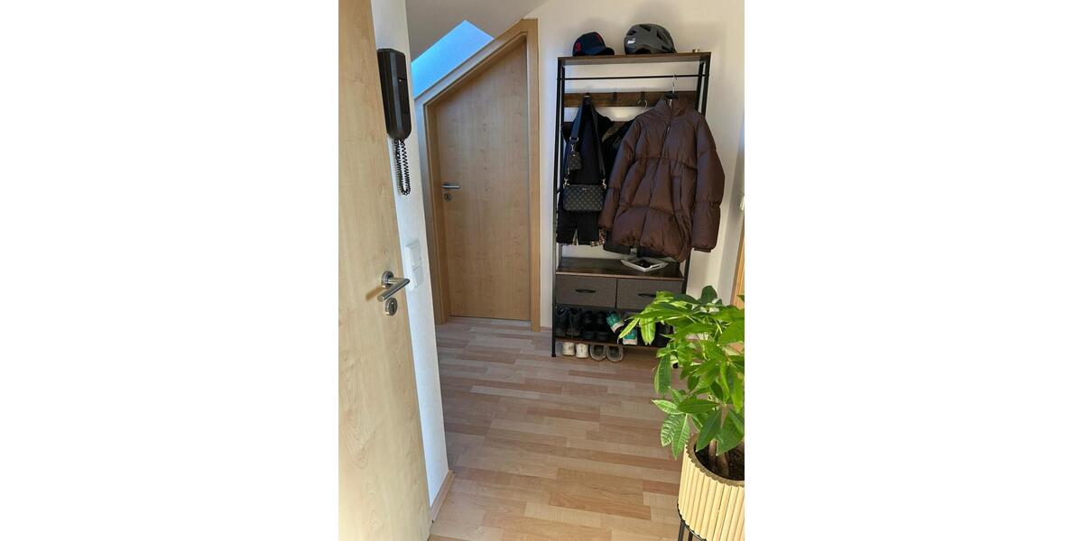 Dachgeschoßwohnung Steinhagen - 2 Zimmer, 44 m&sup2;, 370&euro; | Angebot:25270816