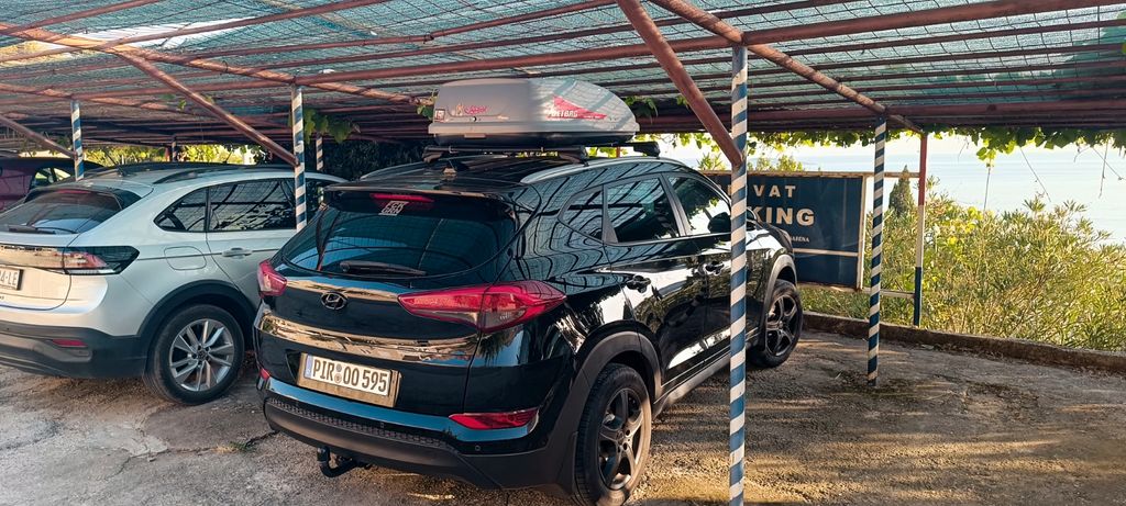 Hyundai TUCSON 195.000 km 15.490 &euro; Pirna 01796